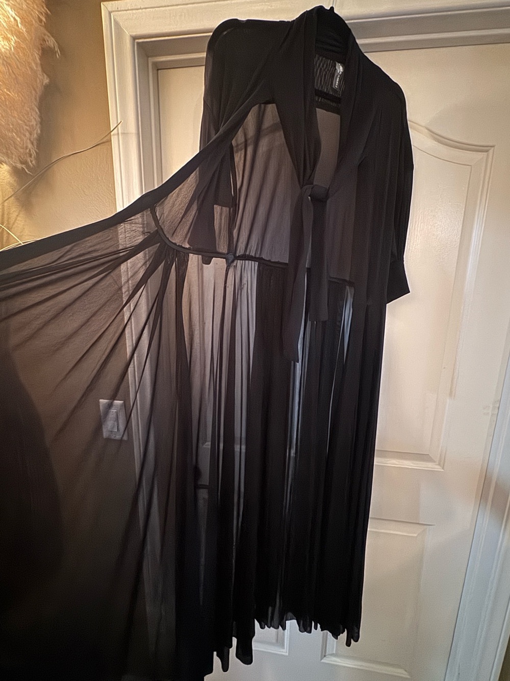 Norma Kamali Sheer Black Chiffon Duster Cardigan
3/4 sleeve - Picture 2 of 8